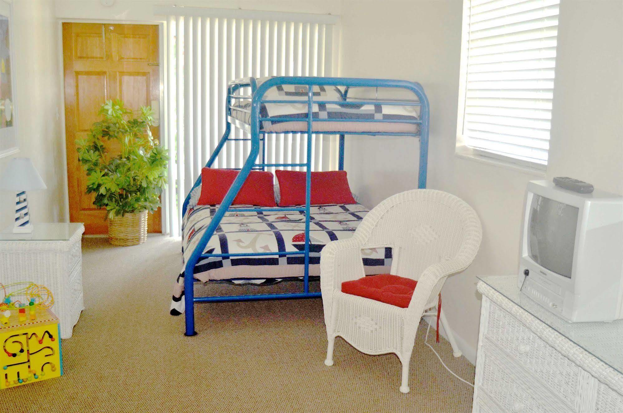 Pineapple Place Apartment Помпано Бийч Екстериор снимка